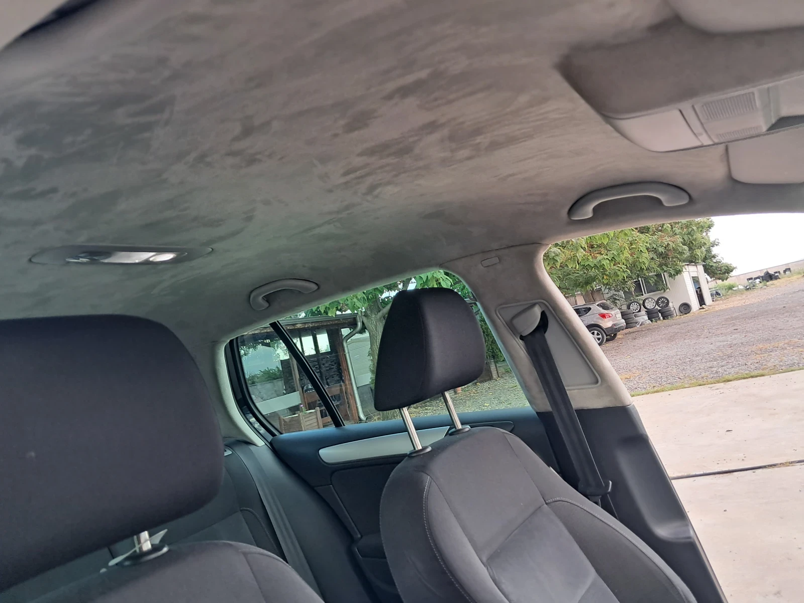 VW Golf 1.6i ГАЗ High LINE, снимка 13 - Автомобили и джипове - 55015721