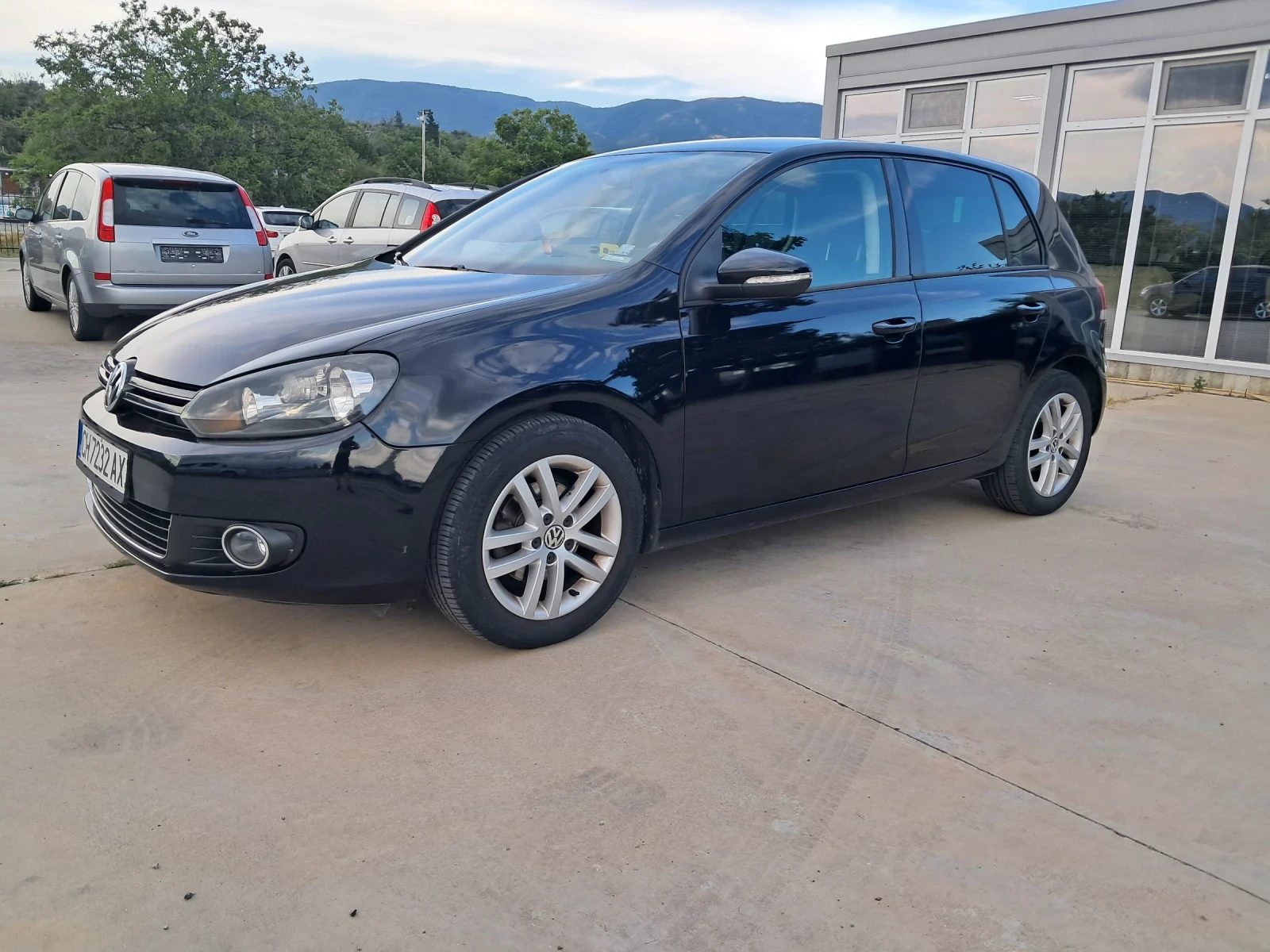 VW Golf 1.6i ГАЗ High LINE
