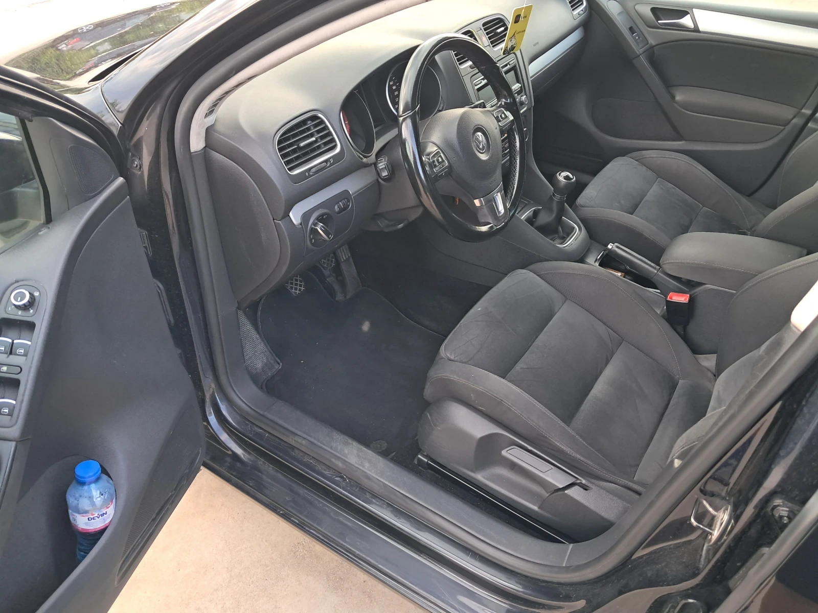 VW Golf 1.6i ГАЗ High LINE, снимка 9 - Автомобили и джипове - 55015721