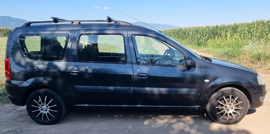 Dacia Logan 1.6 16V, снимка 3 - Автомобили и джипове - 55246437