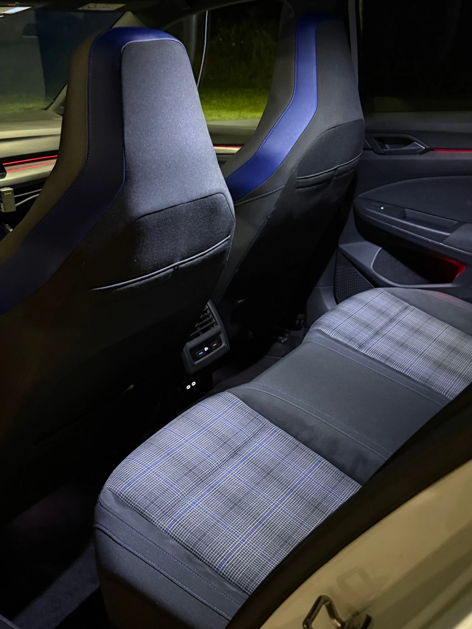 VW Golf 1.4 TSI Plug-in GTE, снимка 10 - Автомобили и джипове - 55308053