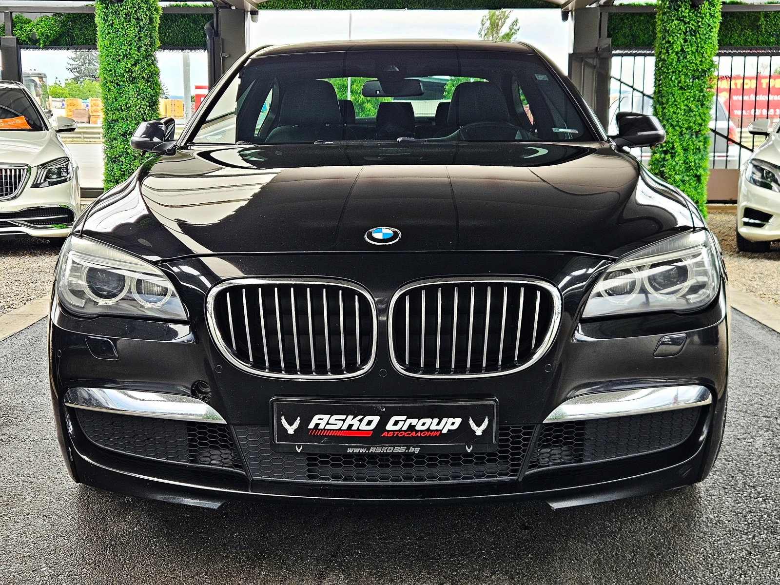 BMW 730 M/XD/CAMERA/DISTR/HUD/ВАКУУМ/ПОДГРЕВ/ПАМЕТ/LIZING, снимка 2 - Автомобили и джипове - 55406932