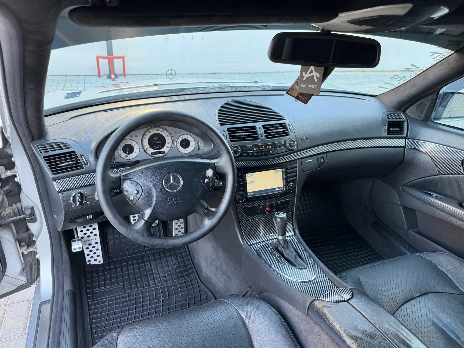 Mercedes-Benz E 320 Avantgarde 204 к.с, снимка 9 - Автомобили и джипове - 55690450
