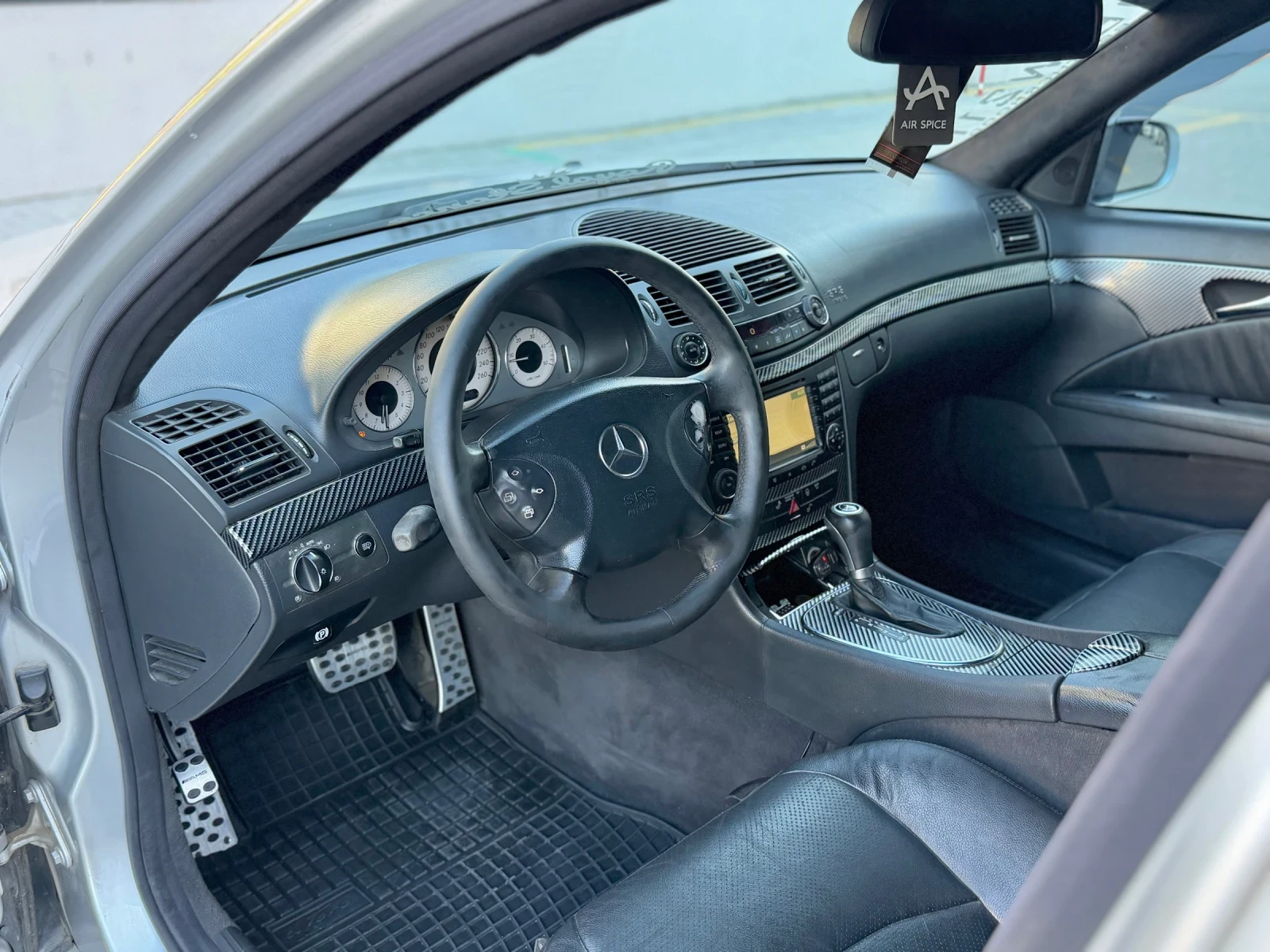 Mercedes-Benz E 320 Avantgarde 204 к.с, снимка 8 - Автомобили и джипове - 55690450