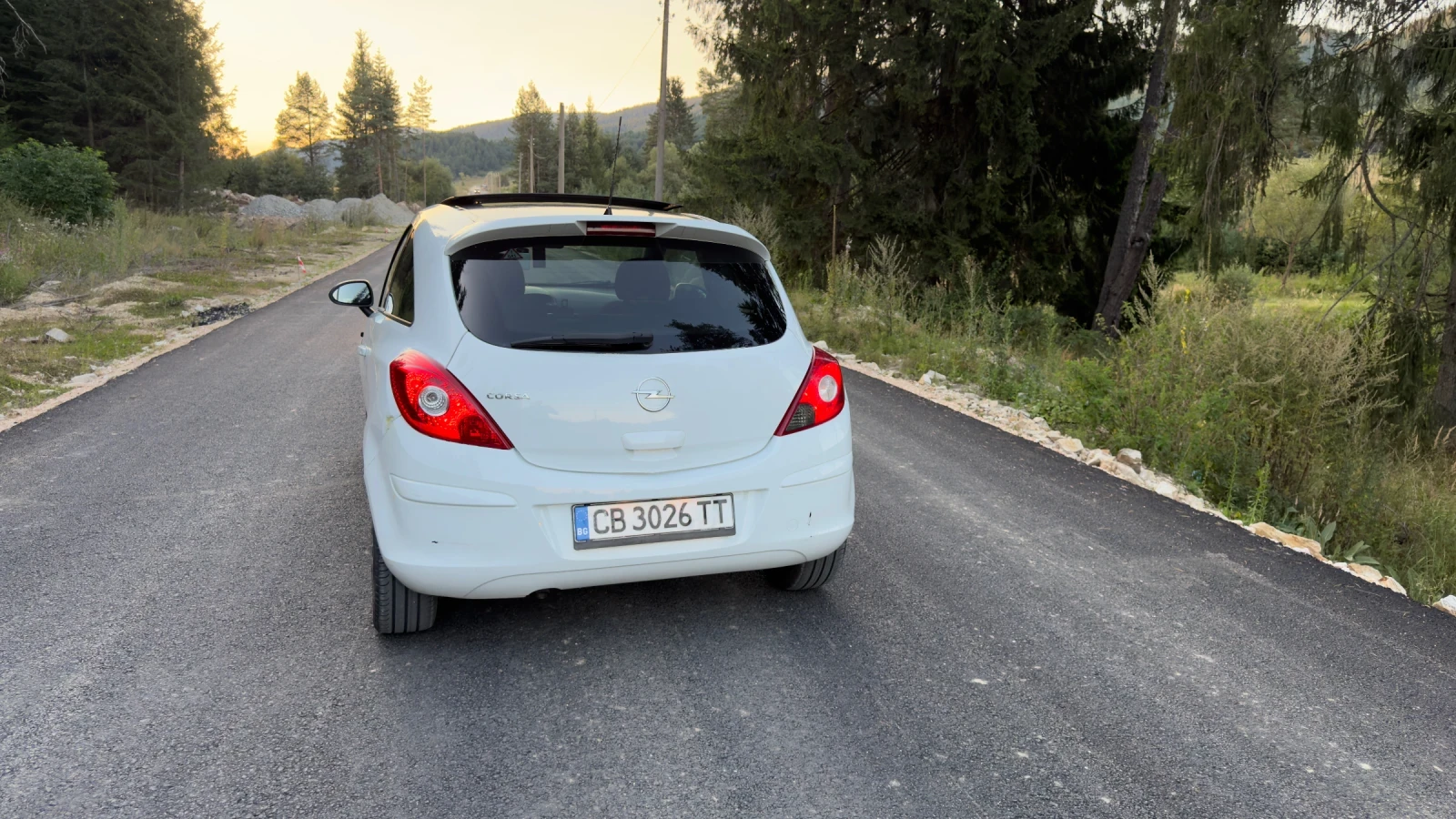 Opel Corsa, снимка 6 - Автомобили и джипове - 55973584