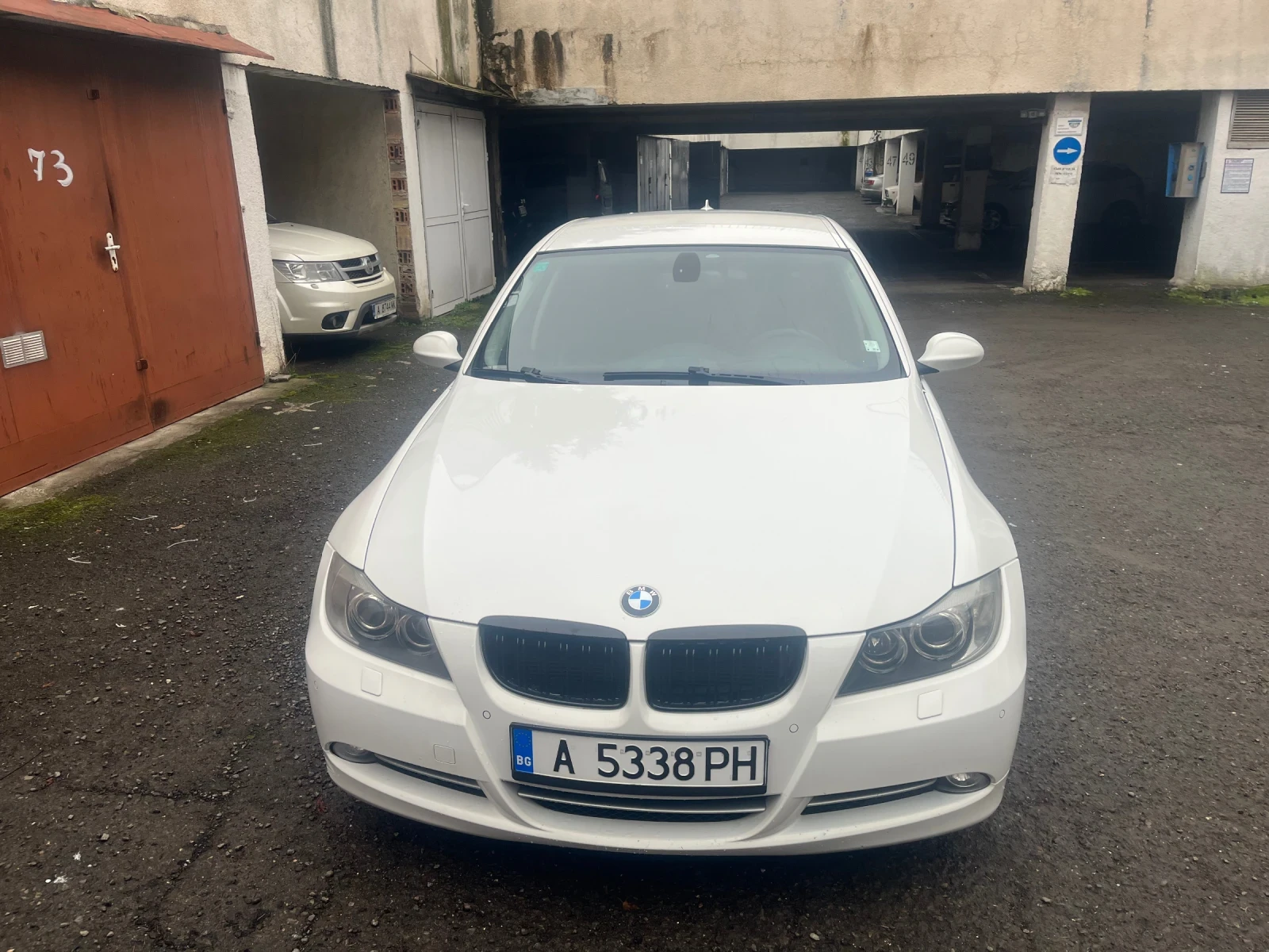 BMW 335 335i, снимка 7 - Автомобили и джипове - 56200351