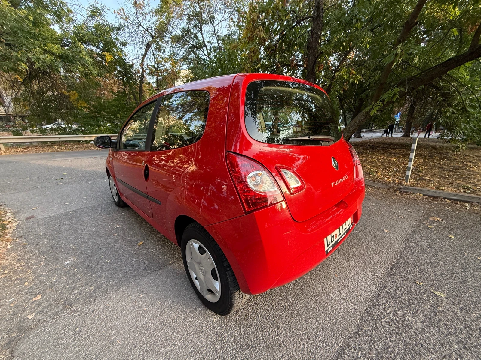 Renault Twingo 25, 500km като нова, снимка 7 - Автомобили и джипове - 56360346