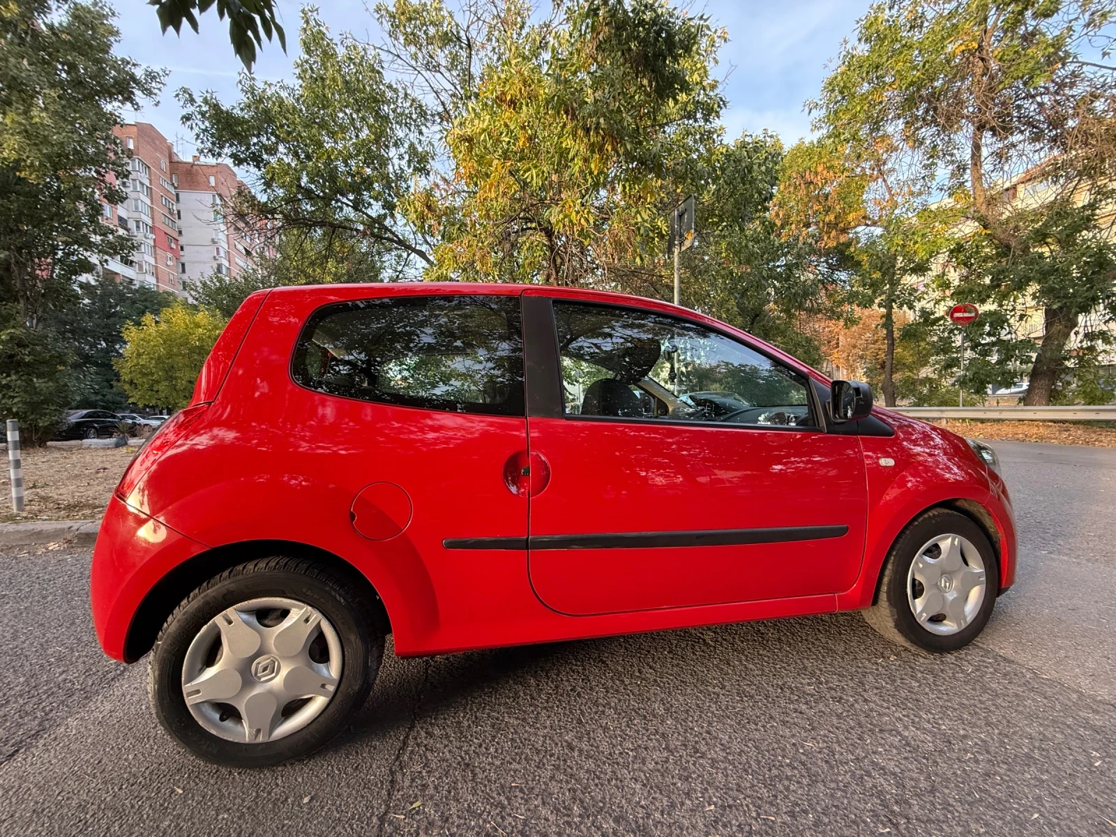 Renault Twingo 25, 500km като нова, снимка 4 - Автомобили и джипове - 56360346