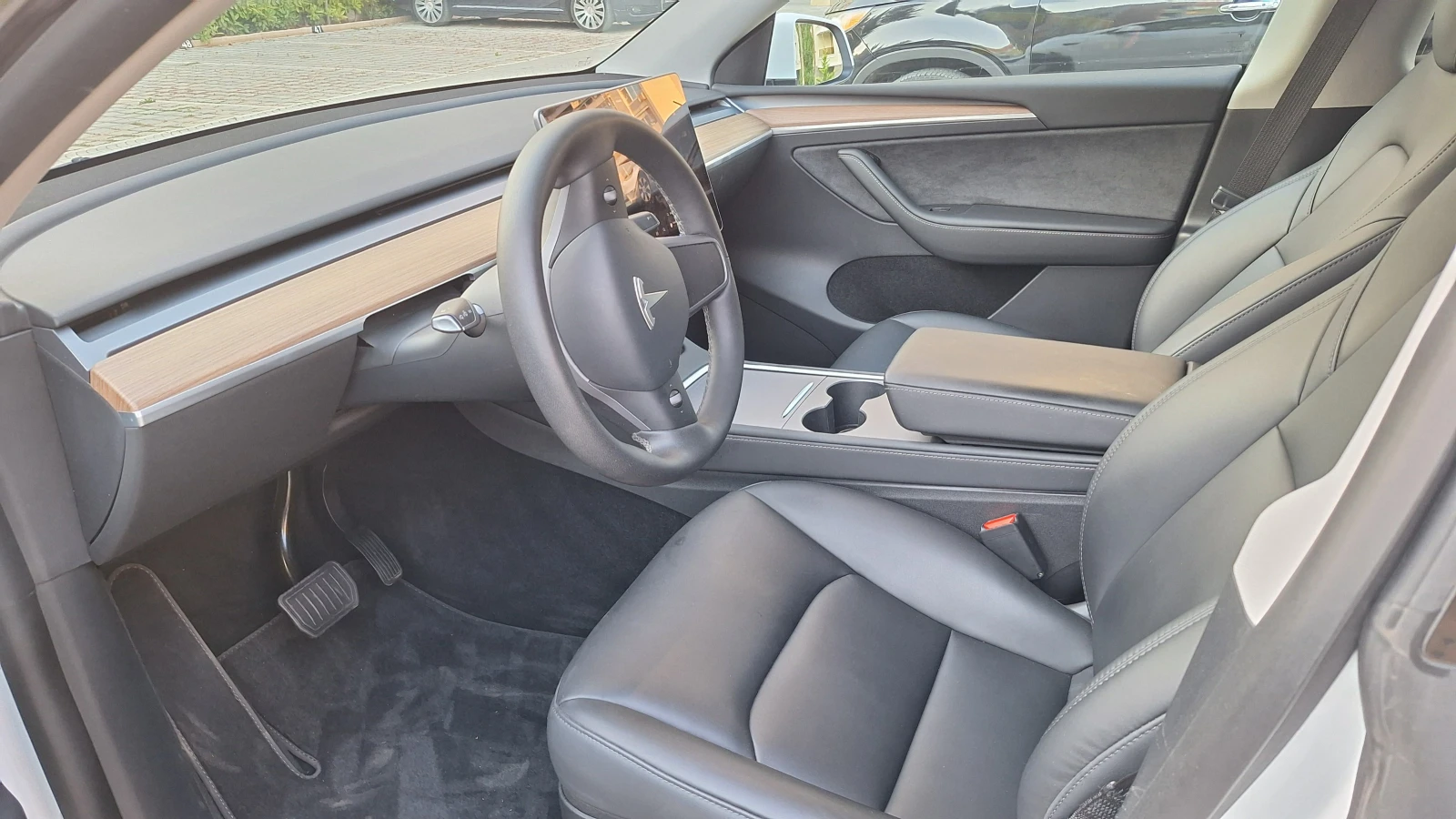 Tesla Model Y LR * AWD * �������� �� ����� * ������������ ���. | Mobile.bg � ����������� 9