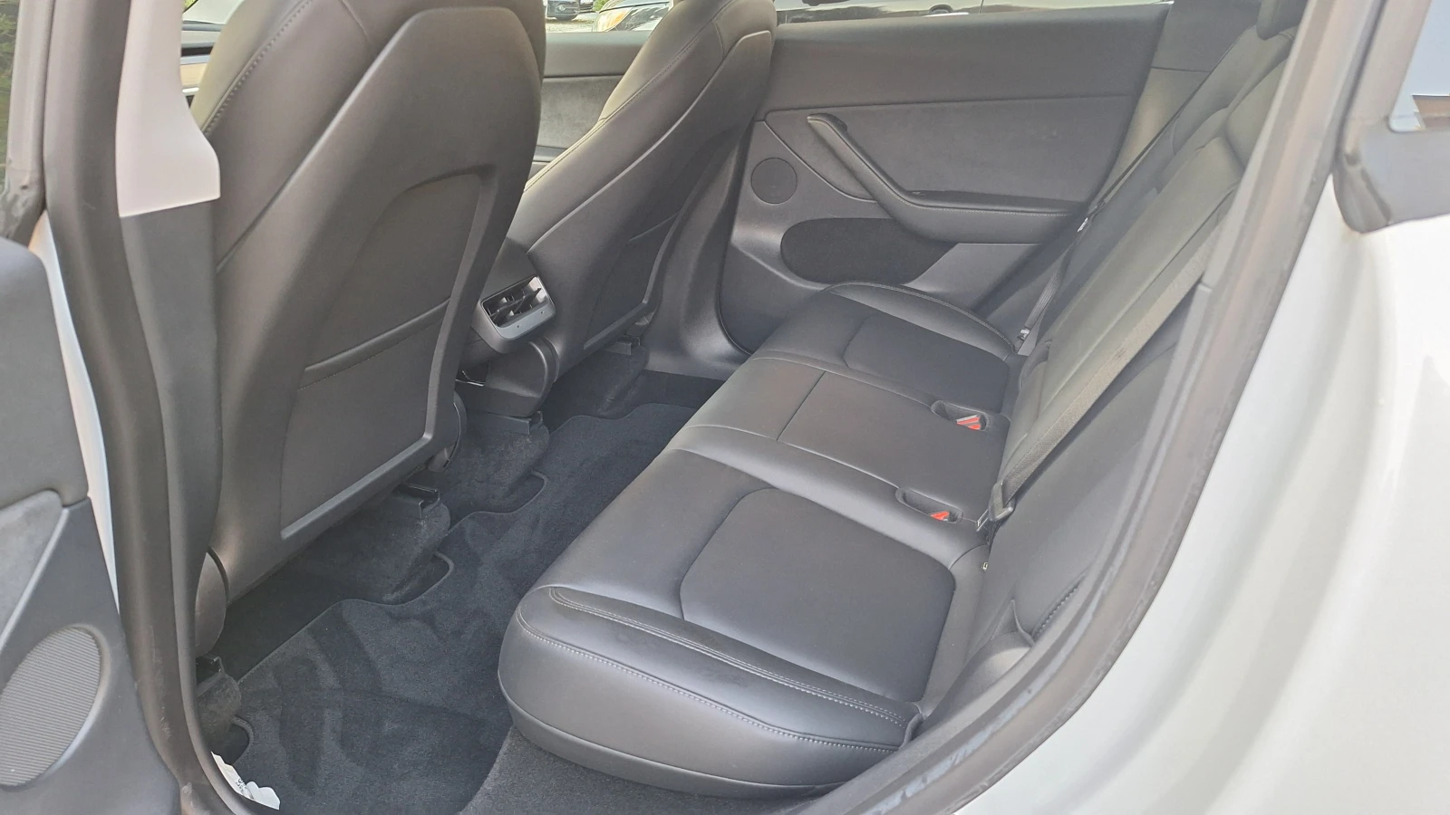 Tesla Model Y LR * AWD * �������� �� ����� * ������������ ���. | Mobile.bg � ����������� 13