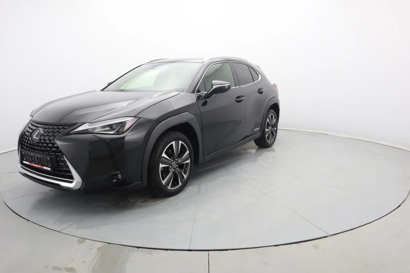 Lexus UX 250h HYBRID/ DISTRONIC / CAMERA / ГАРАНЦИЯ