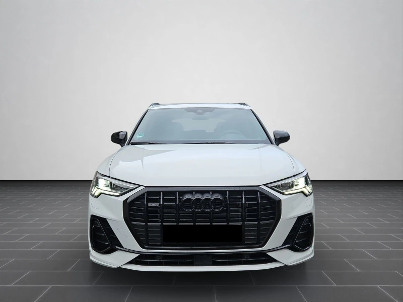 Audi Q3 40 TDI Quattro = S-line= Гаранция, снимка 1 - Автомобили и джипове - 49572817