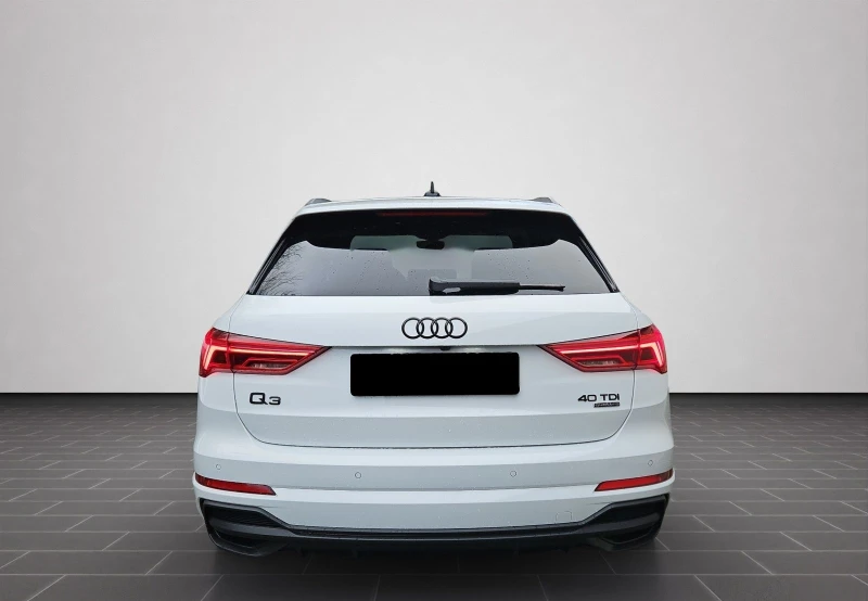 Audi Q3 40 TDI Quattro = S-line= Гаранция, снимка 2 - Автомобили и джипове - 49572817