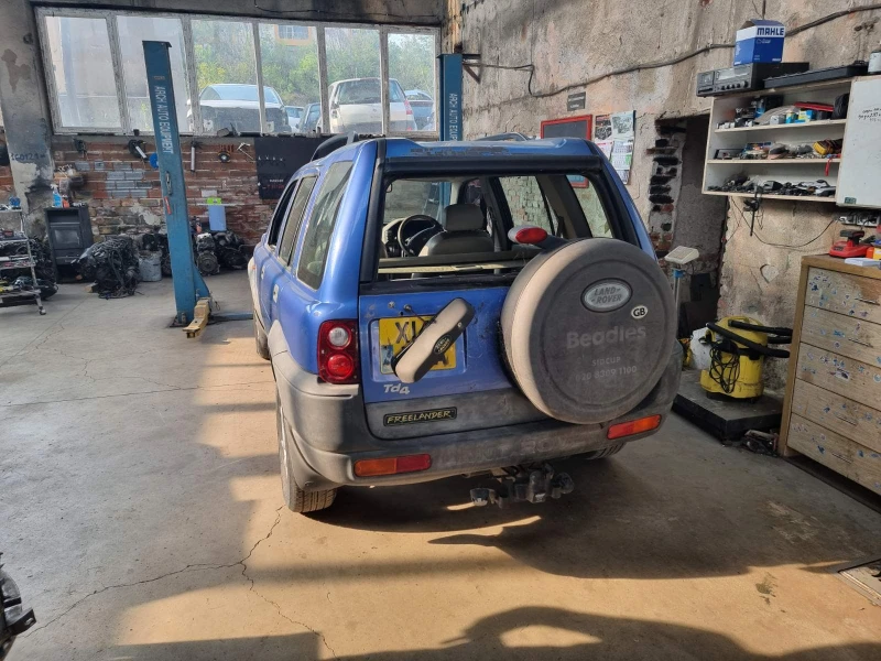 Land Rover Freelander 2.0 TD4, снимка 2 - Автомобили и джипове - 50949704