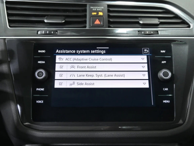 VW Tiguan SEL Premium* R-Line* 4Motion* , снимка 13 - Автомобили и джипове - 52588816