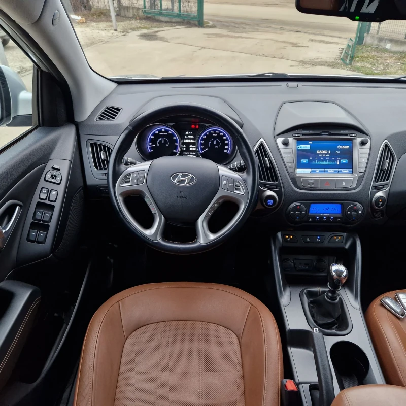 Hyundai IX35 2.0 166k.4Х4 НАВИ/КОЖА/КЕЙЛЕС/FACELIFT ШВЕЙЦАРИЯ , снимка 14 - Автомобили и джипове - 53478166