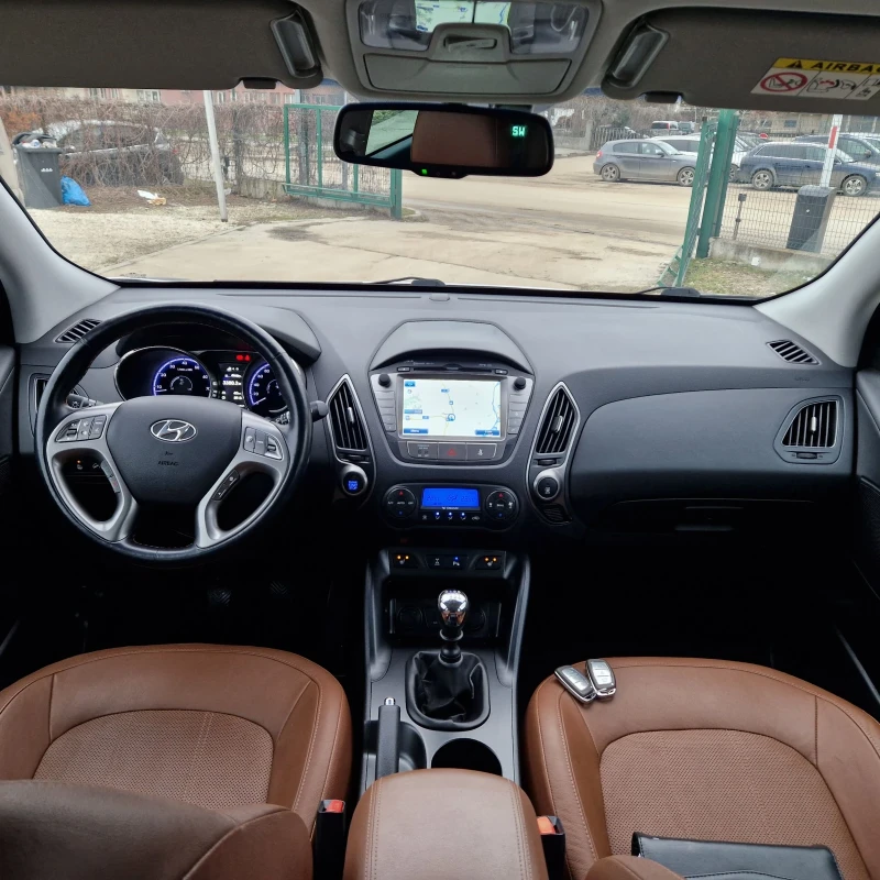 Hyundai IX35 2.0 166k.4Х4 НАВИ/КОЖА/КЕЙЛЕС/FACELIFT ШВЕЙЦАРИЯ , снимка 13 - Автомобили и джипове - 53478166