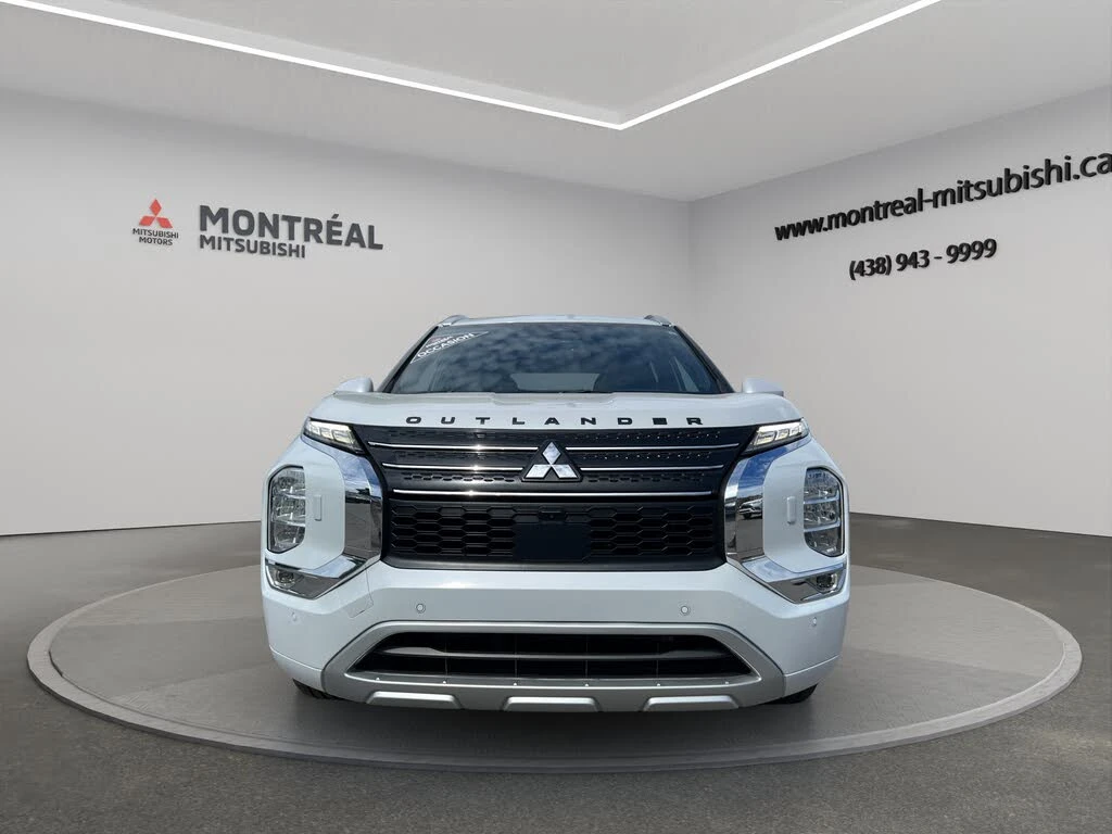 Mitsubishi Outlander GT S-AWC* ПАНО* 360* 6+ 1 - изображение 2