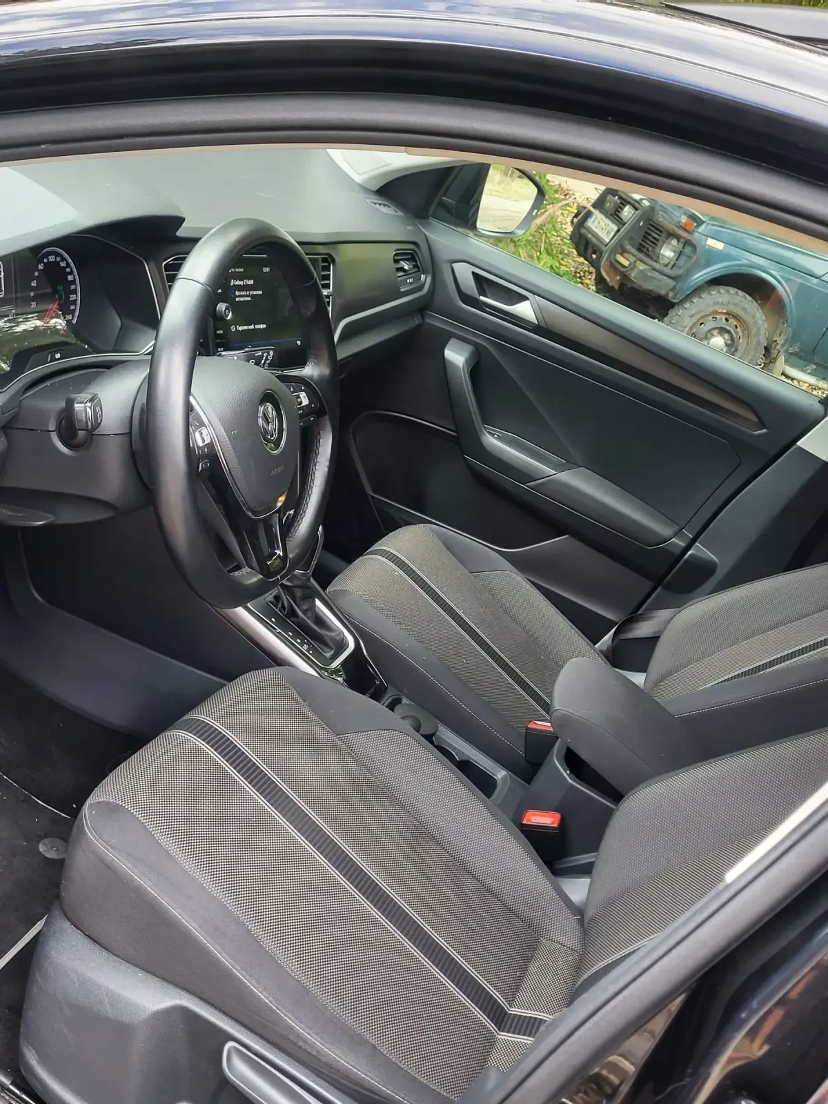 VW T-Roc  - изображение 6