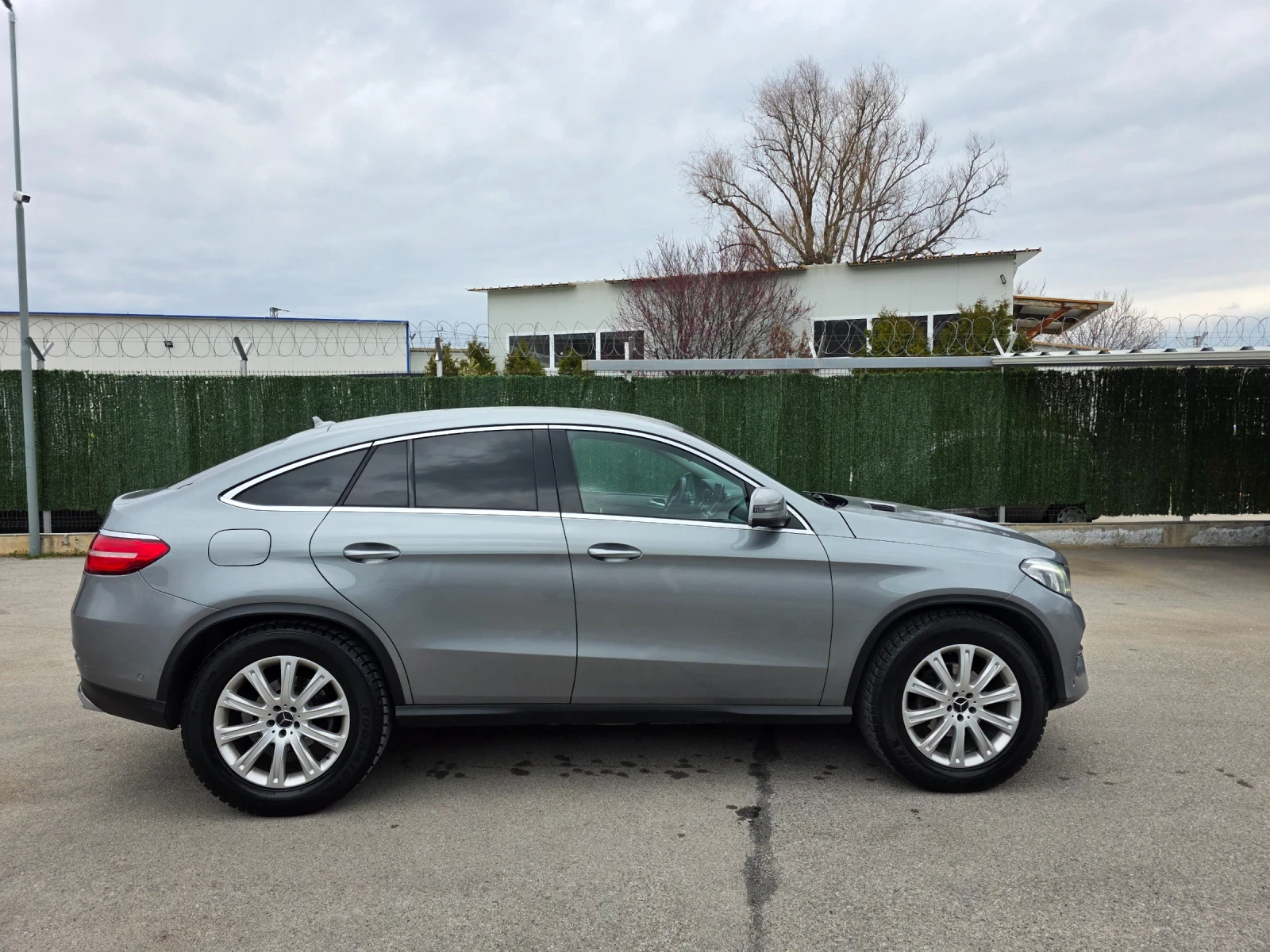 Mercedes-Benz GLE 350 COUPE , снимка 8 - Автомобили и джипове - 53935734