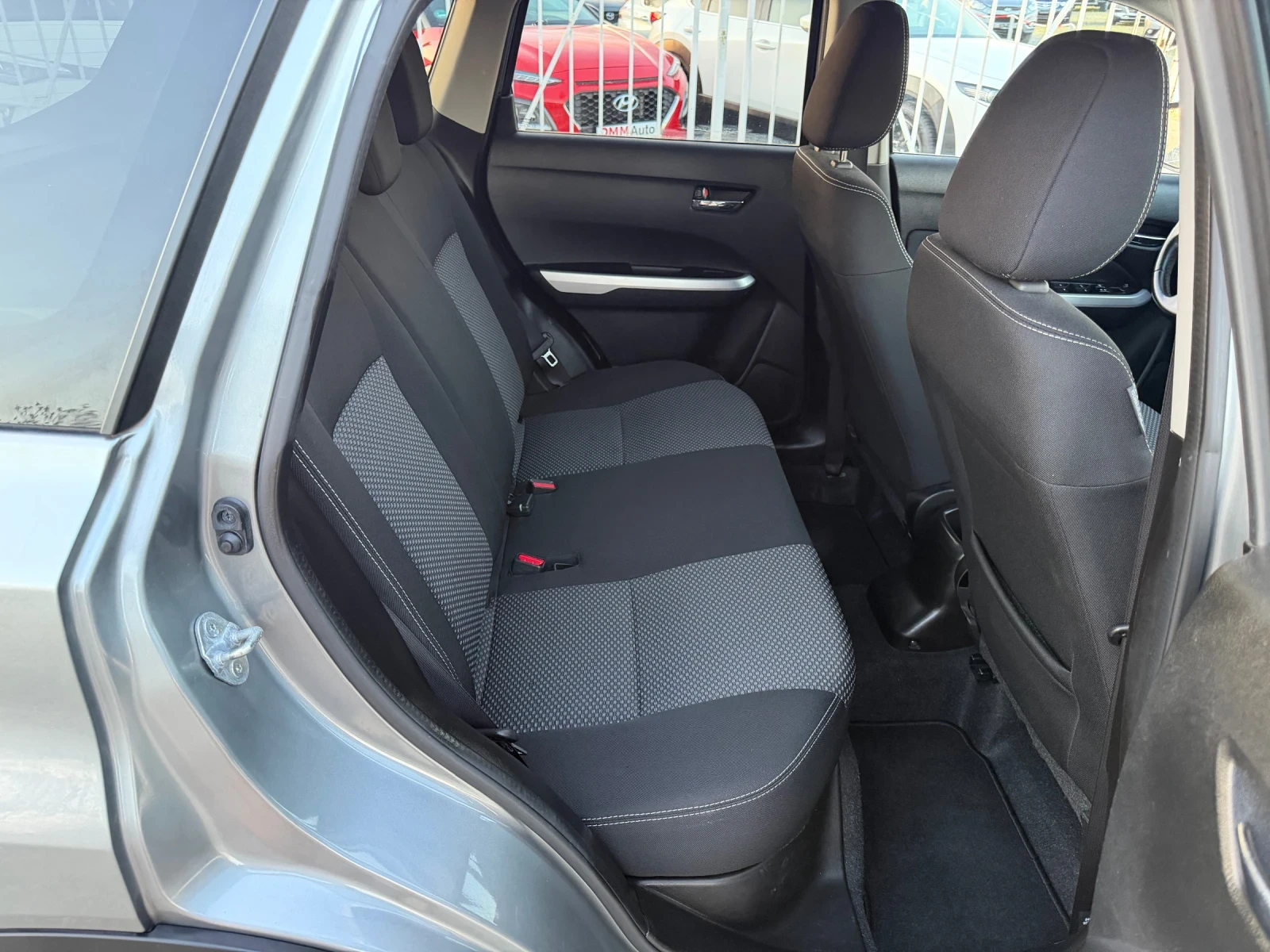 Suzuki Vitara 1.6i - 120 �.� / ������ / 4�4 / ��������� / ����6 | Mobile.bg � ����������� 12