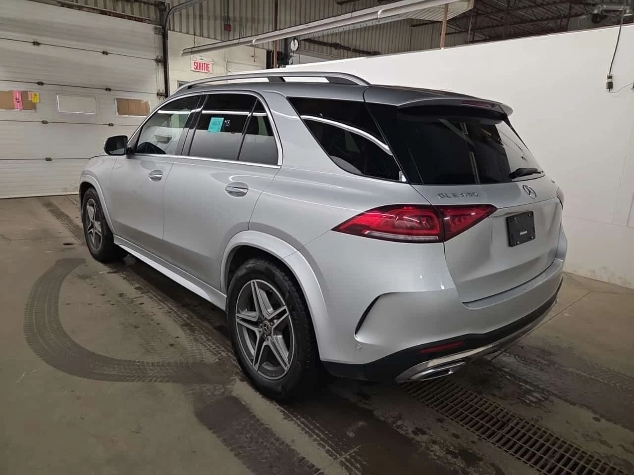 Mercedes-Benz GLE 450 АМГ ПАКЕТ/CARFAX/ПОДГРЕВ/ ЛЕНТИ/ПАНОРАМА/Burmester, снимка 5 - Автомобили и джипове - 54460224