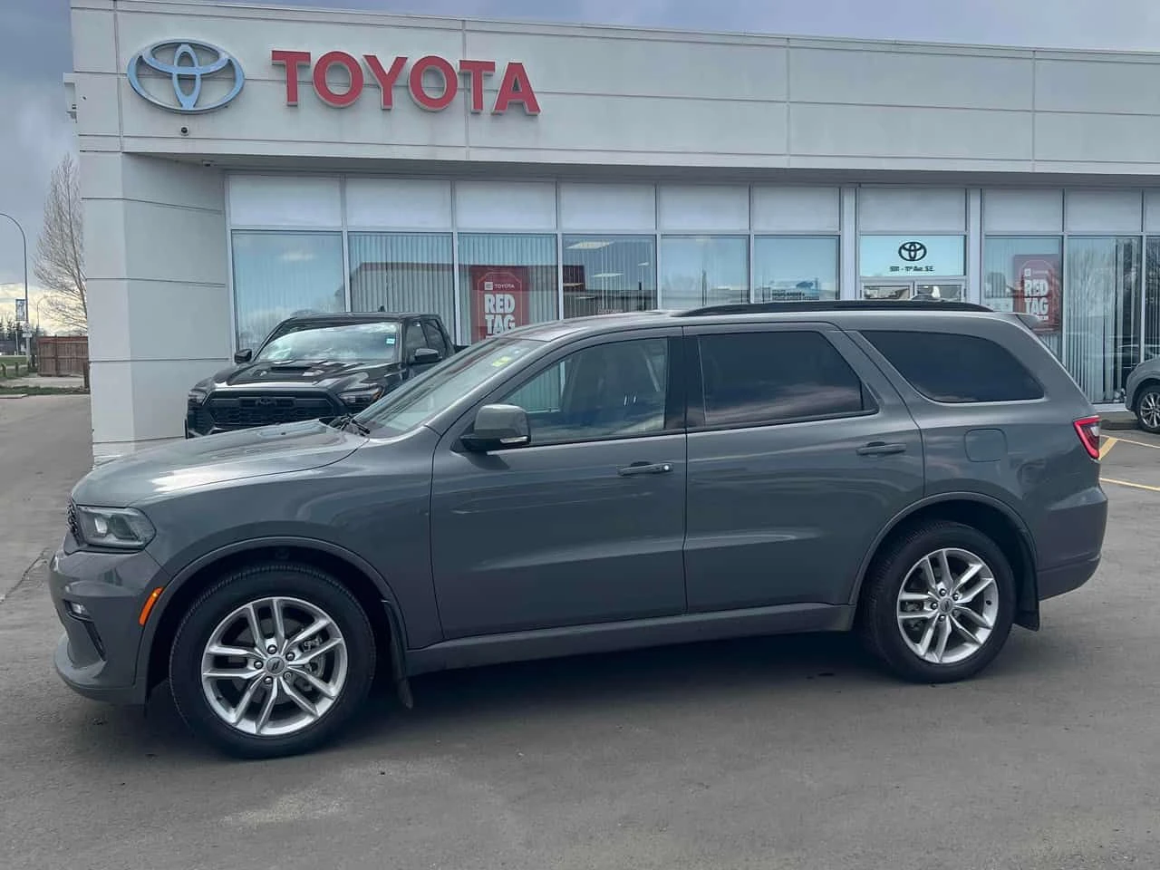 Dodge Durango GT * ПОДГРЕВ НА ВОЛАНА/СЕДАЛКИТЕ* ПРЕДСТАВИТЕЛСТВО, снимка 4 - Автомобили и джипове - 54466537