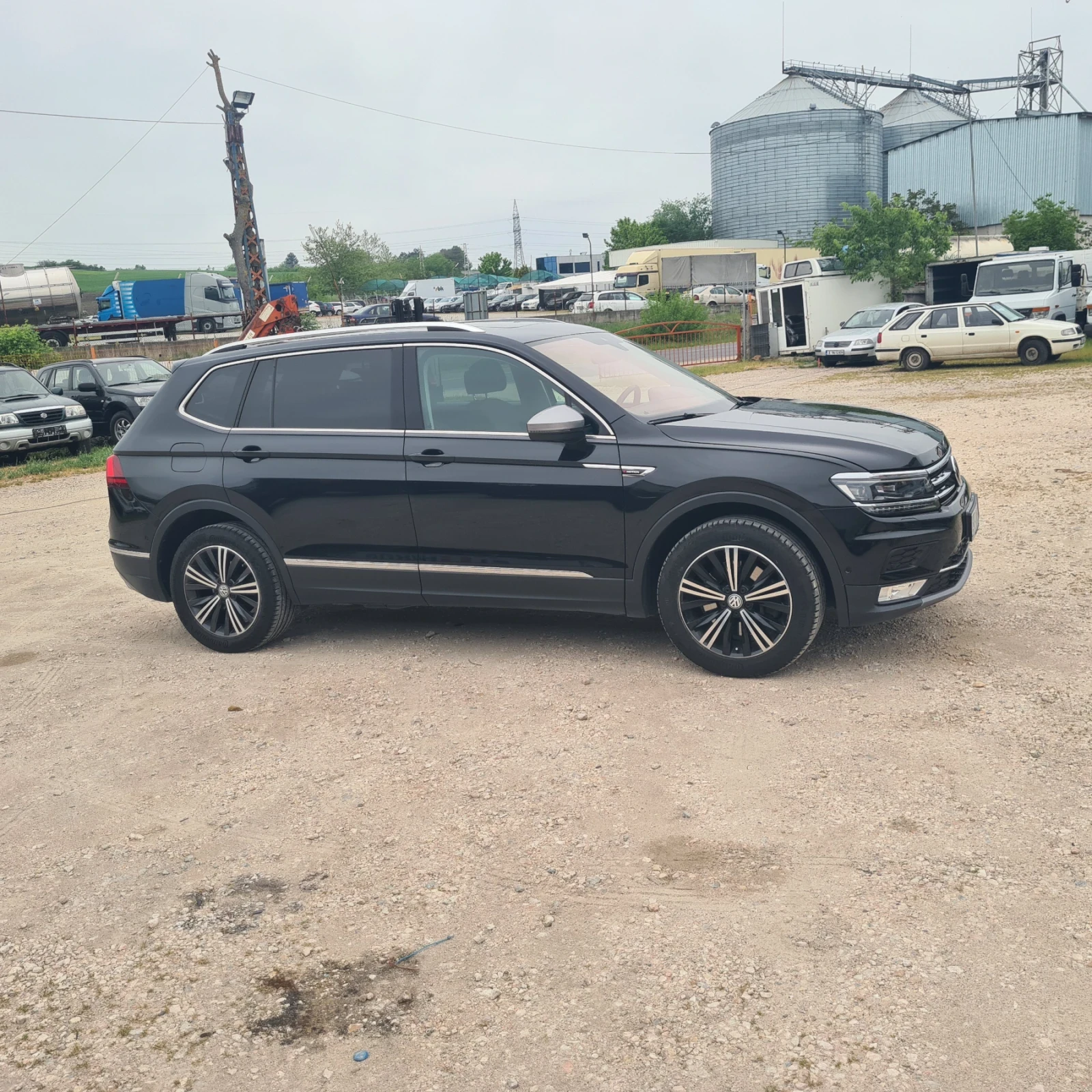 VW Tiguan Long-allspace 4, снимка 4 - Автомобили и джипове - 54473407