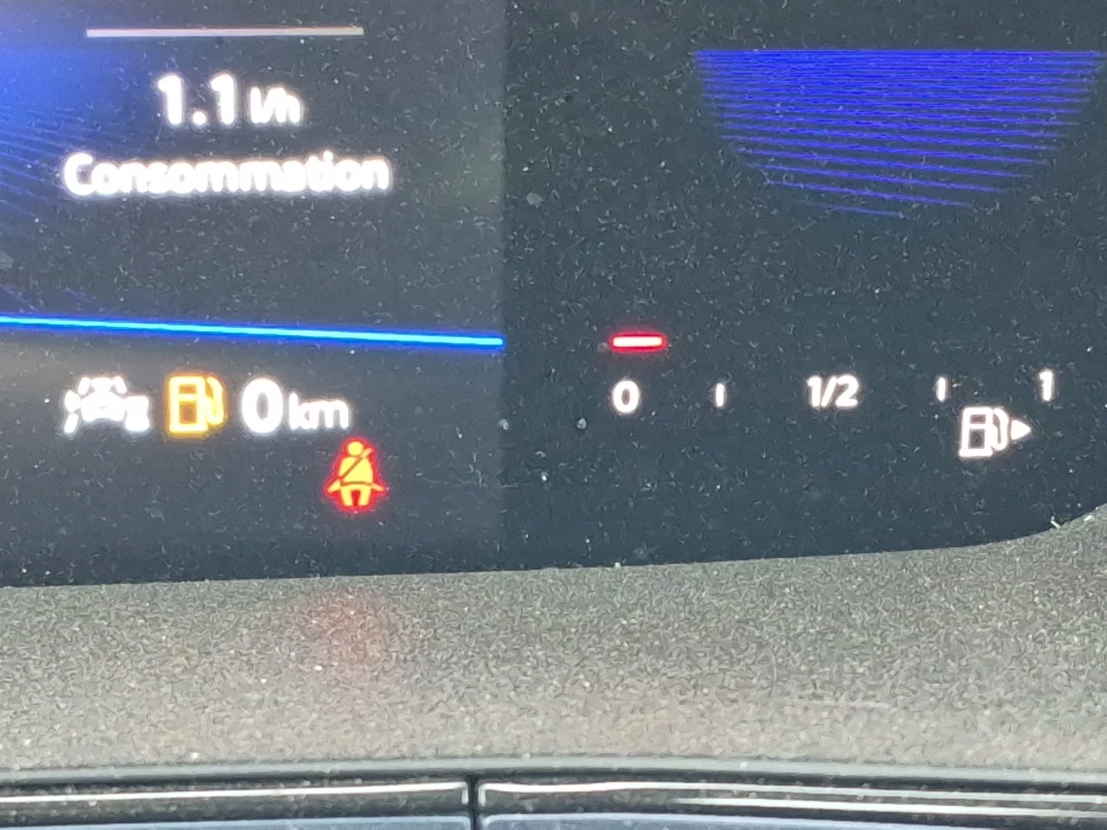 VW Taos COMFORTLINE, снимка 13 - Автомобили и джипове - 54858847