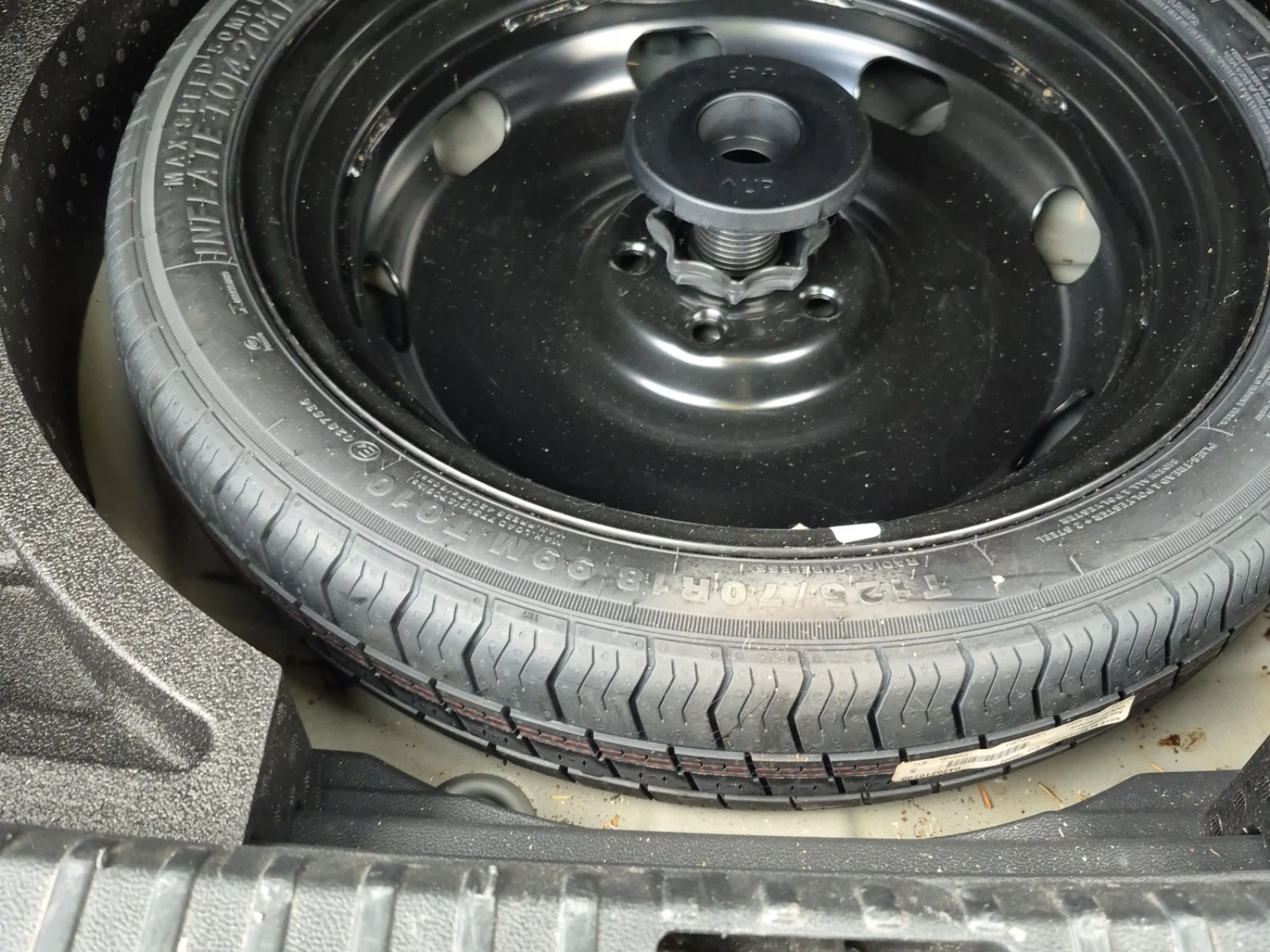 VW Taos COMFORTLINE, снимка 8 - Автомобили и джипове - 54858847