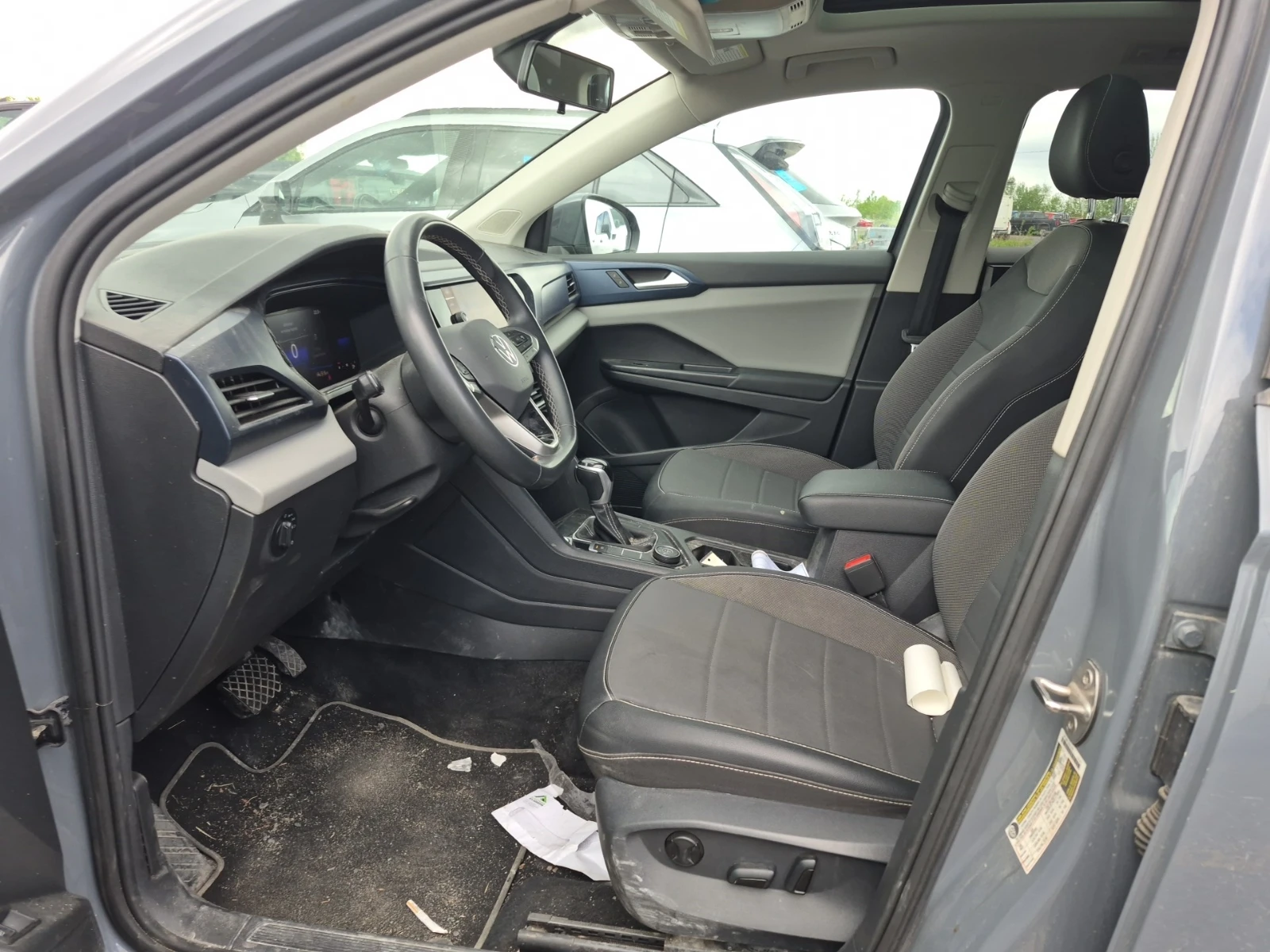 VW Taos COMFORTLINE, снимка 9 - Автомобили и джипове - 54858847