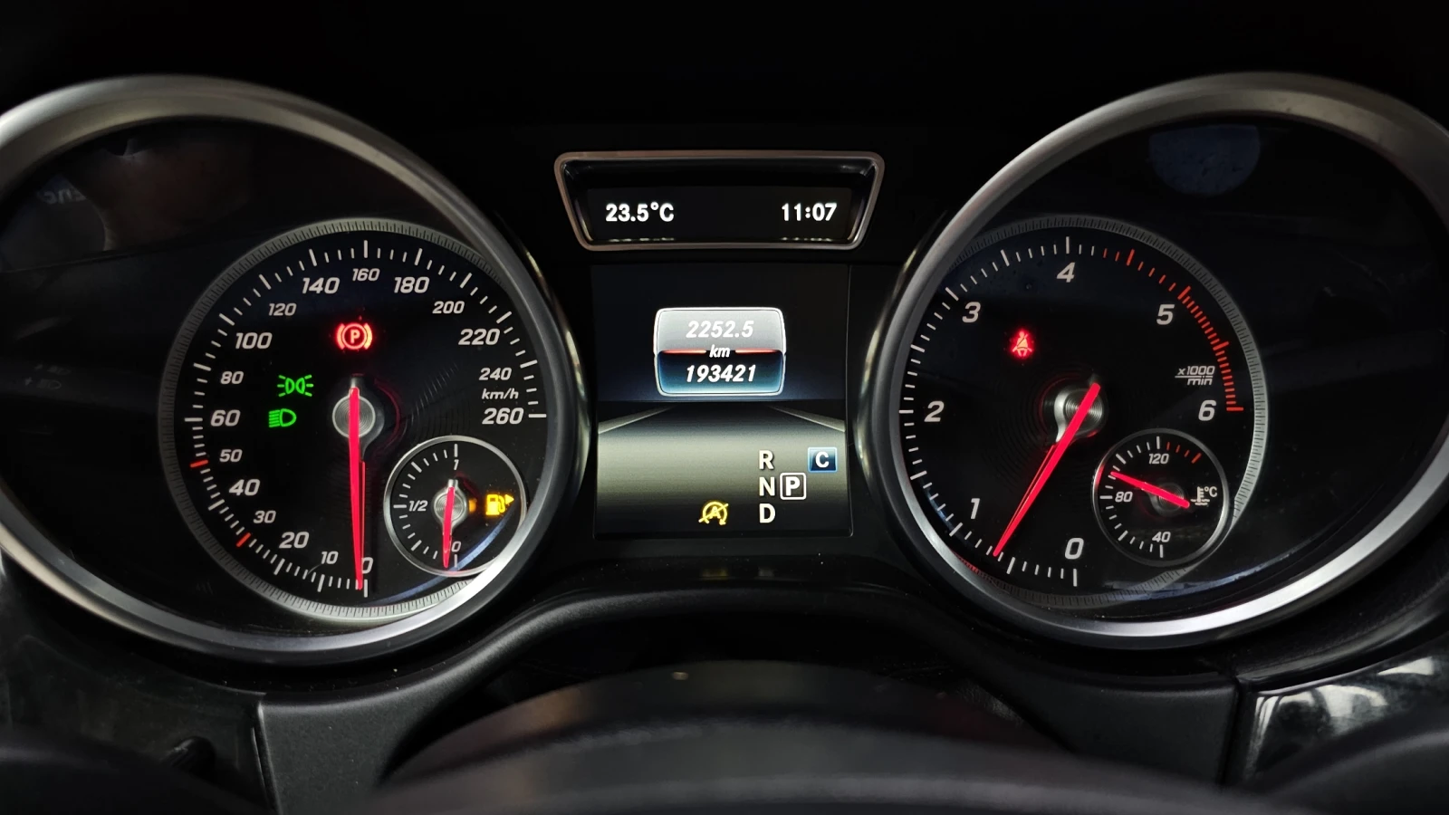 Mercedes-Benz GLE 350 2 опции за плащане предварително / при доставка , снимка 8 - Автомобили и джипове - 55069339