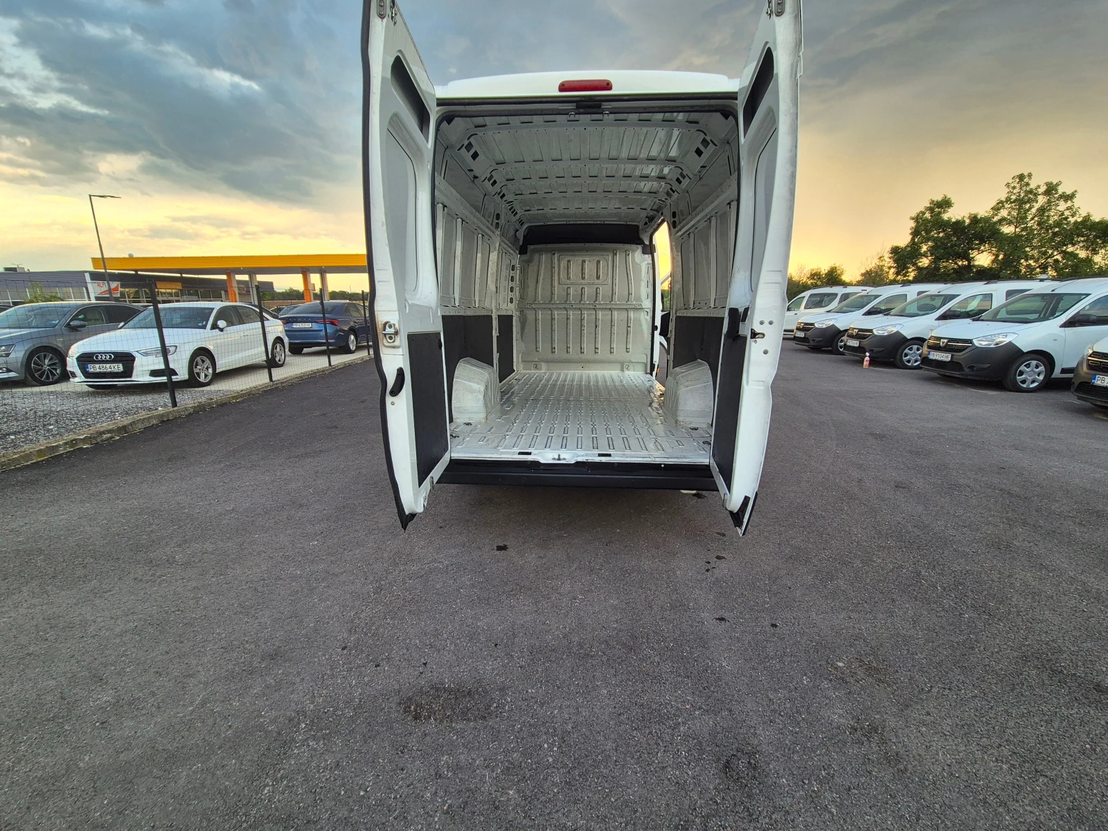 Peugeot Boxer L4 H2 130кс - изображение 10