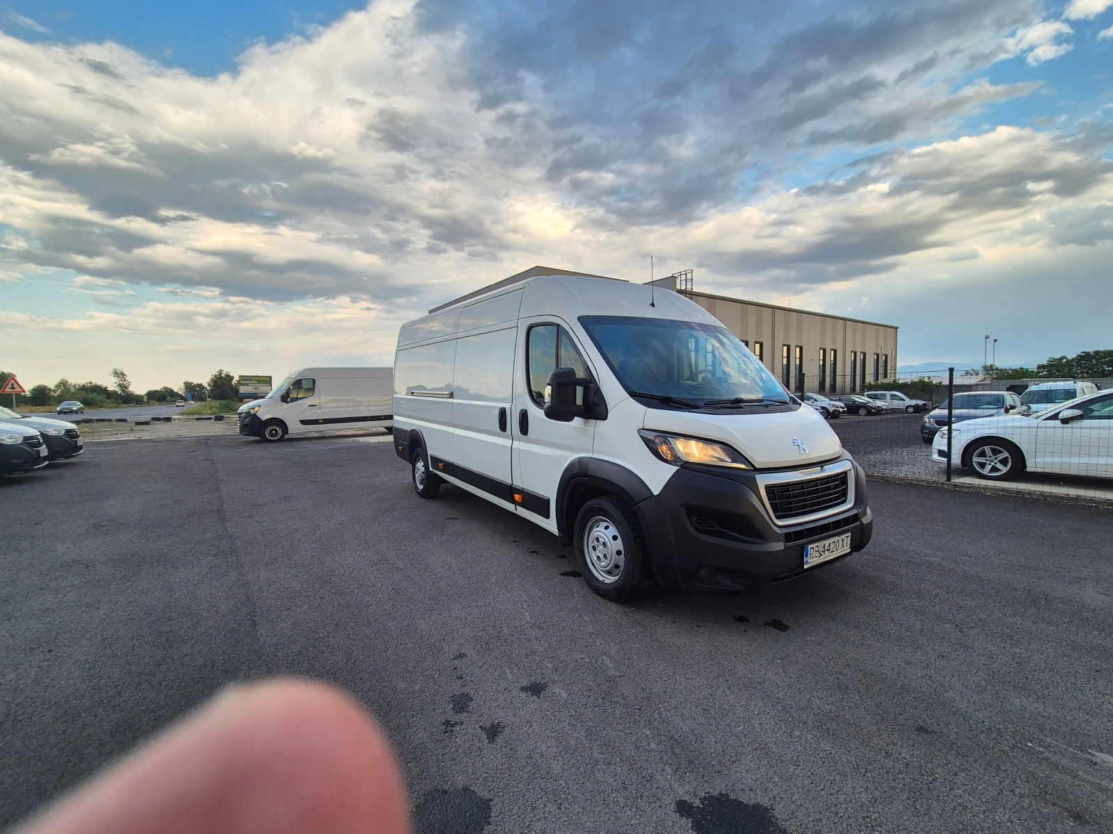 Peugeot Boxer L4 H2 130кс - изображение 7