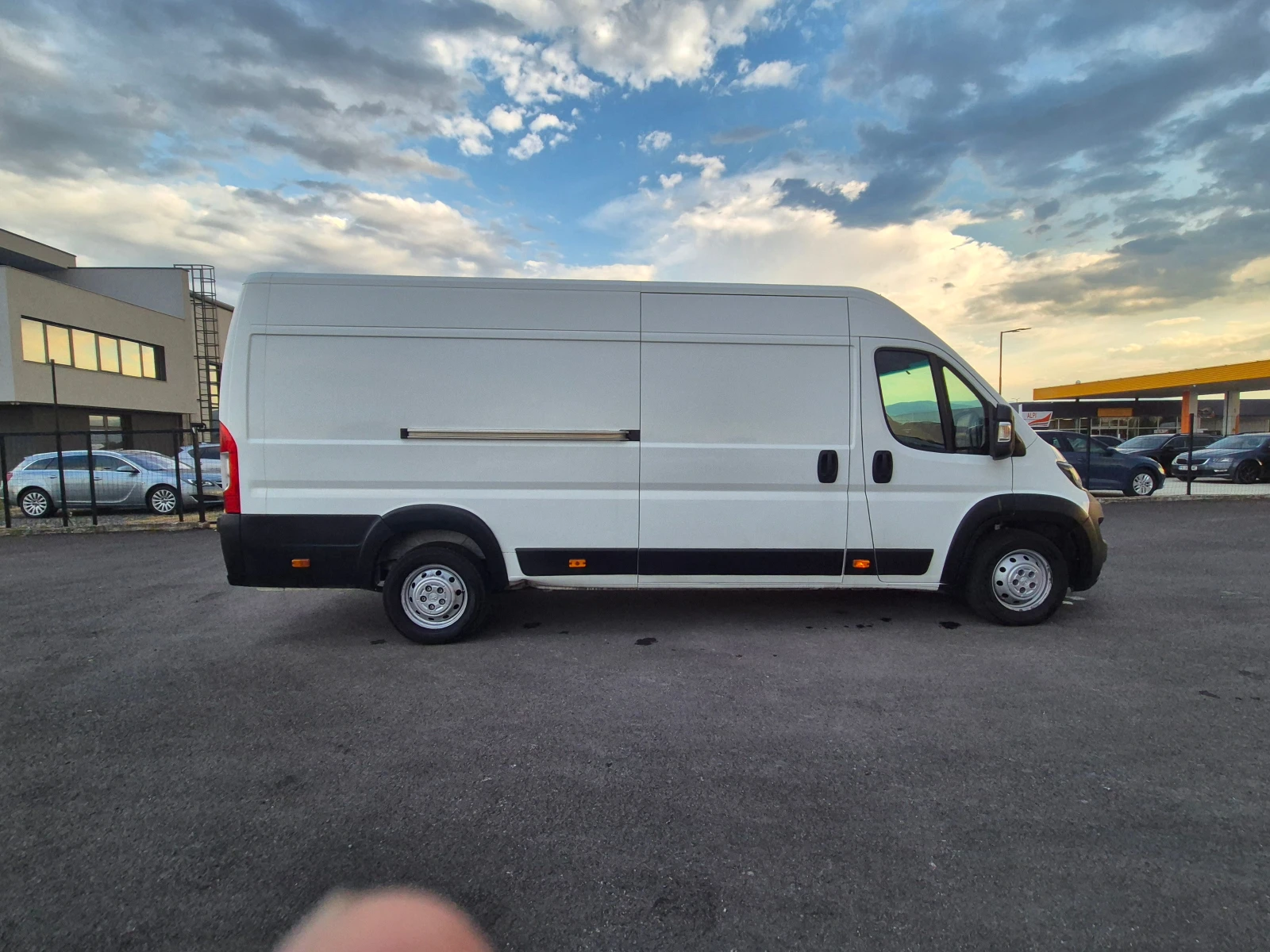 Peugeot Boxer L4 H2 130кс - изображение 6