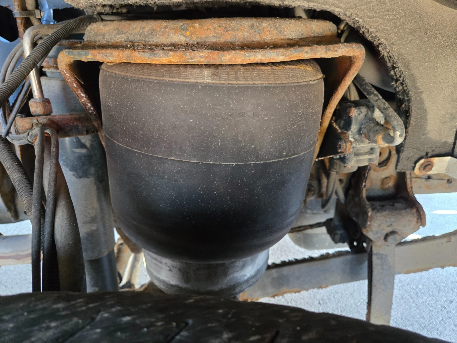 Man 18 ����� ����� | Mobile.bg � ����������� 10