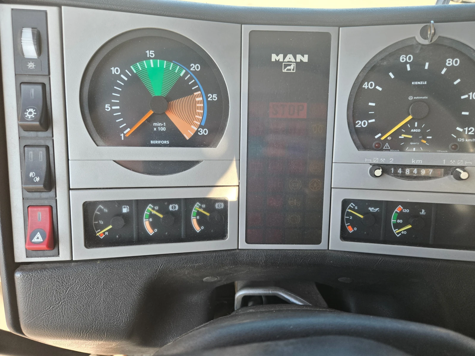 Man 18 ����� ����� | Mobile.bg � ����������� 6