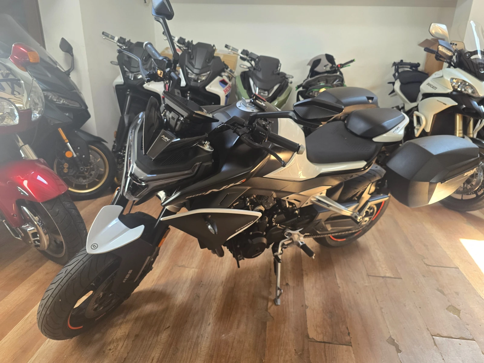 Cfmoto NK 800 ABS TRC APP , снимка 2 - Мотоциклети и мототехника - 55565975