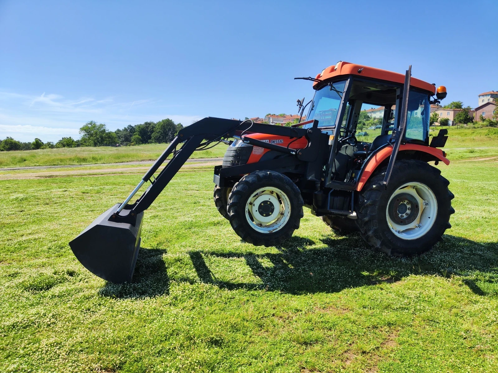 Трактор Kioti DK551C