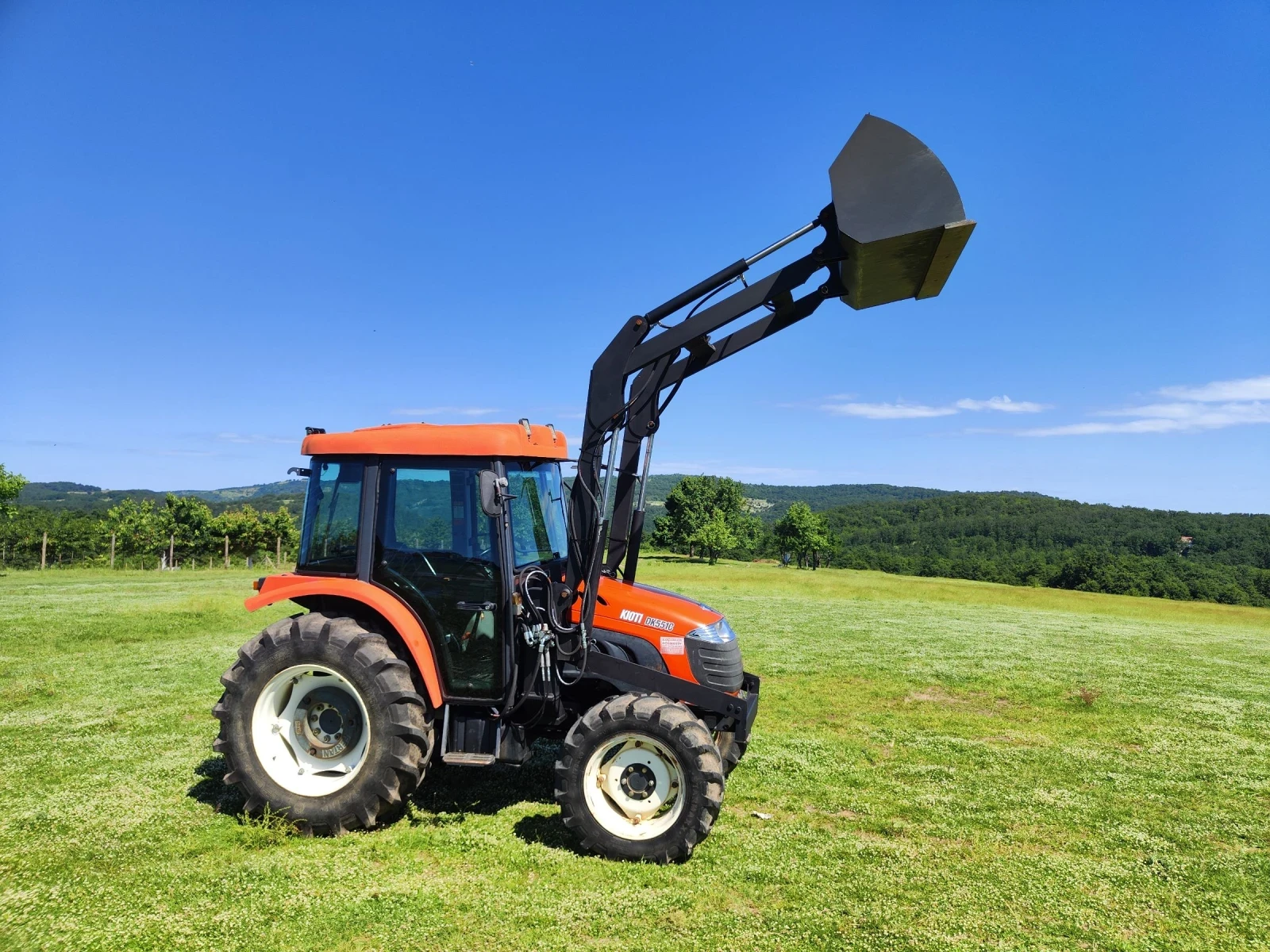 Трактор Kioti DK551C, снимка 3 - Селскостопанска техника - 54914736