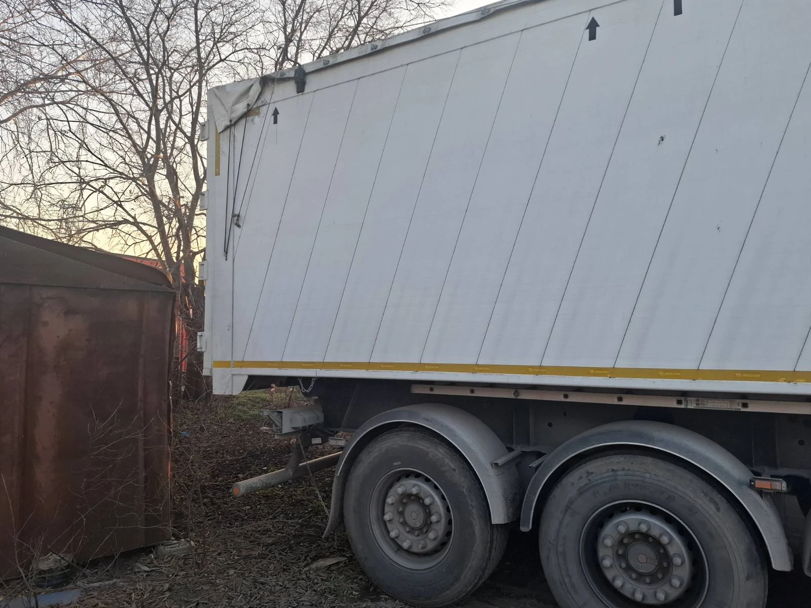 Полуремарке Wielton спешно, 60 куб.м, снимка 2 - Ремаркета - 53708017