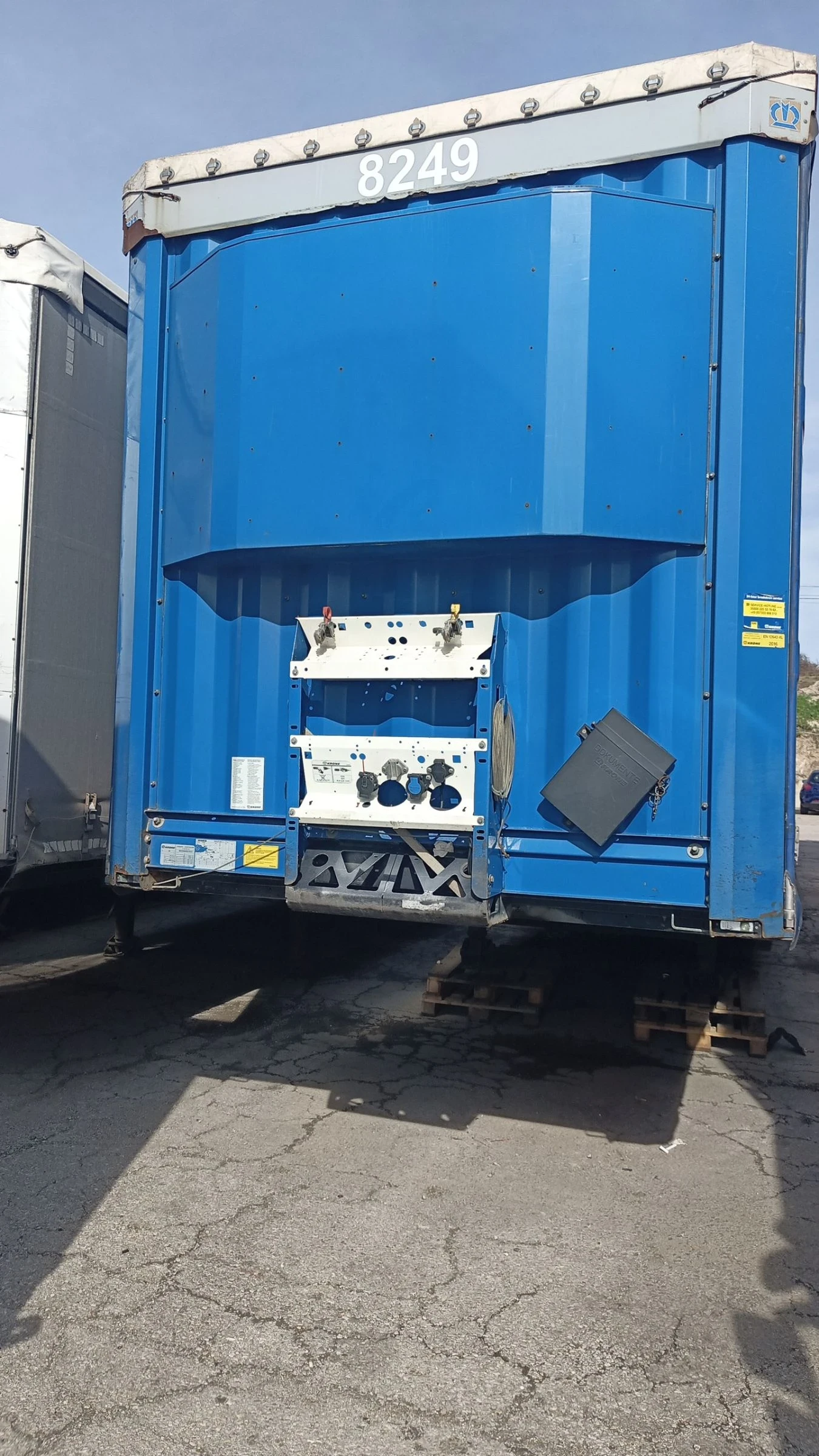 Полуремарке Krone 2016