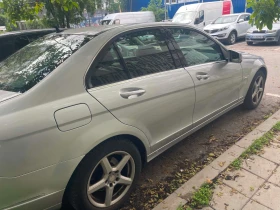 Mercedes-Benz C 180, снимка 5