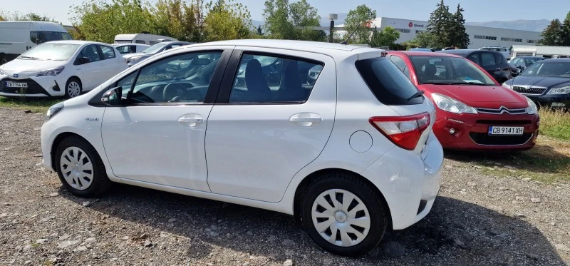 Toyota Yaris 1.5.Hibrit.evro6, снимка 3 - Автомобили и джипове - 42281302