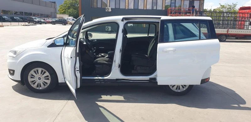 Ford Grand C-Max 1.5tdci, снимка 5 - Автомобили и джипове - 43029797