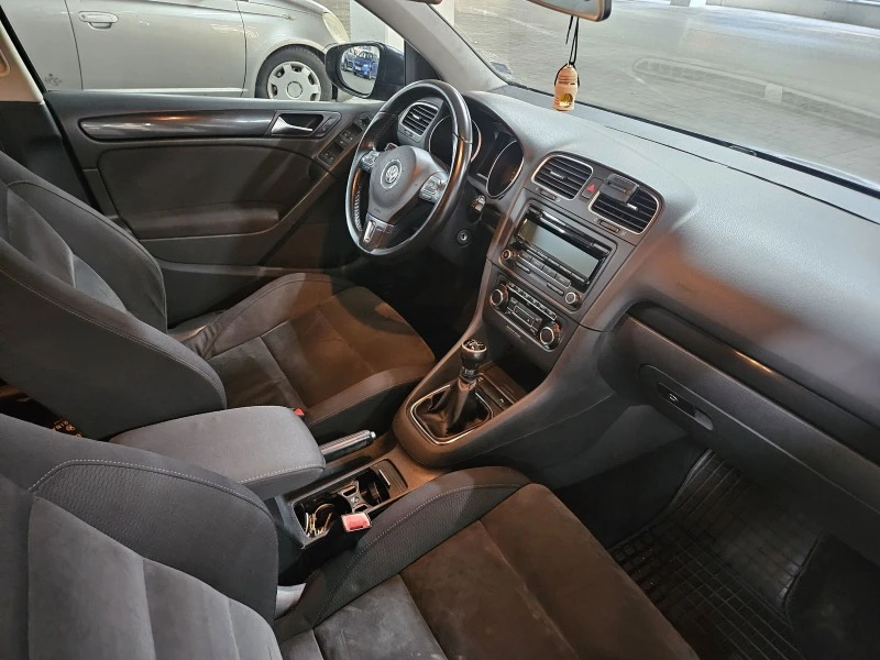 VW Golf 2.0 tdi 110 кс HIGHLINE, снимка 8 - Автомобили и джипове - 47100196