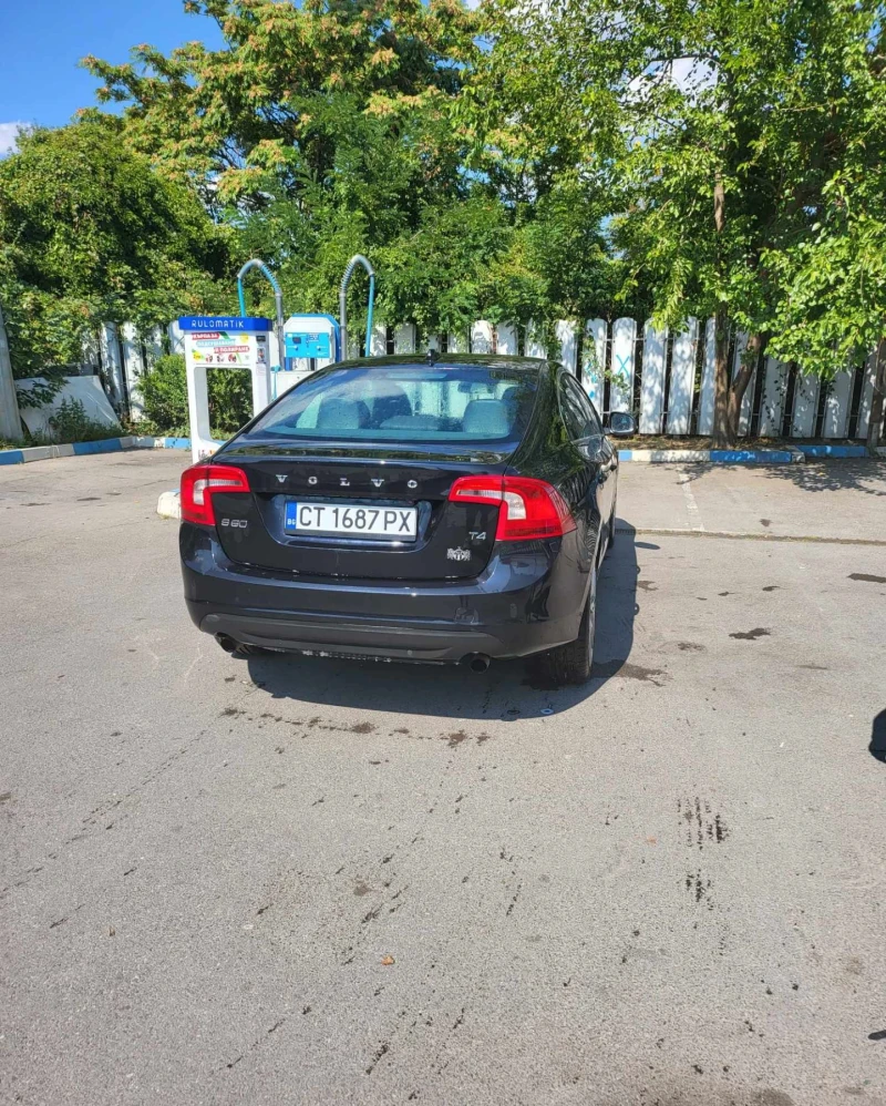 Volvo S60 1.6 бензин, снимка 5 - Автомобили и джипове - 47215529