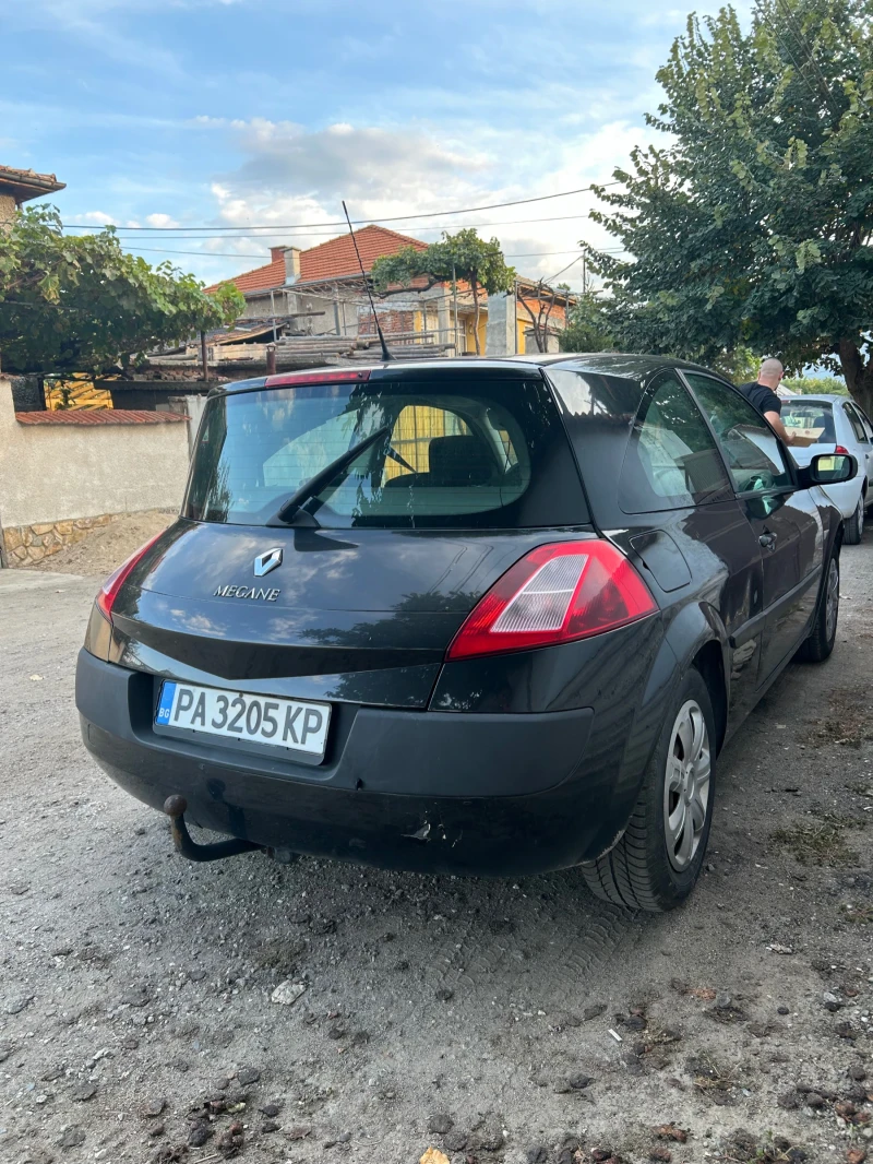 Renault Megane 1.6, снимка 8 - Автомобили и джипове - 47512483