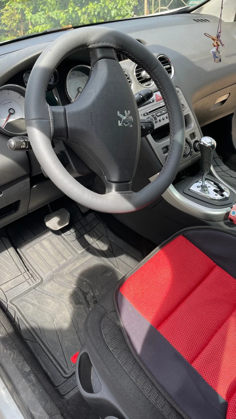 Peugeot 308 SW 1.6, снимка 12 - Автомобили и джипове - 53078570