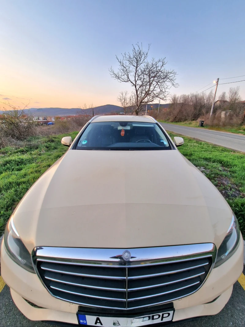 Mercedes-Benz E 220 E220, снимка 4 - Автомобили и джипове - 52269121